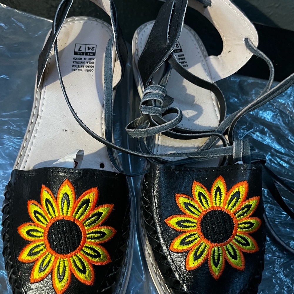 Size 7 sandals
